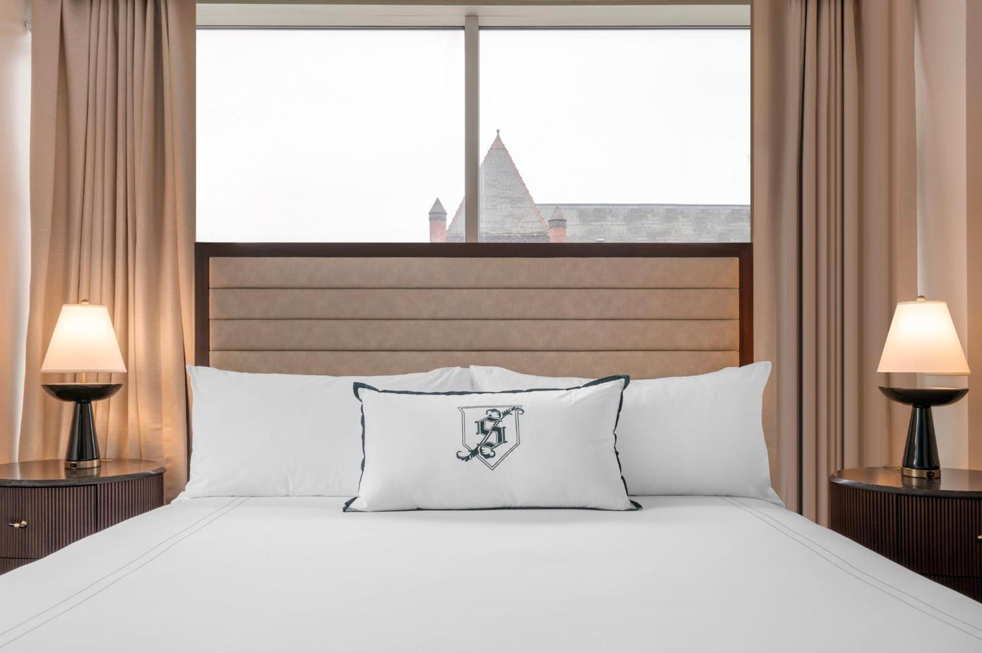 Omni Severin Hotel Индианаполис Екстериор снимка